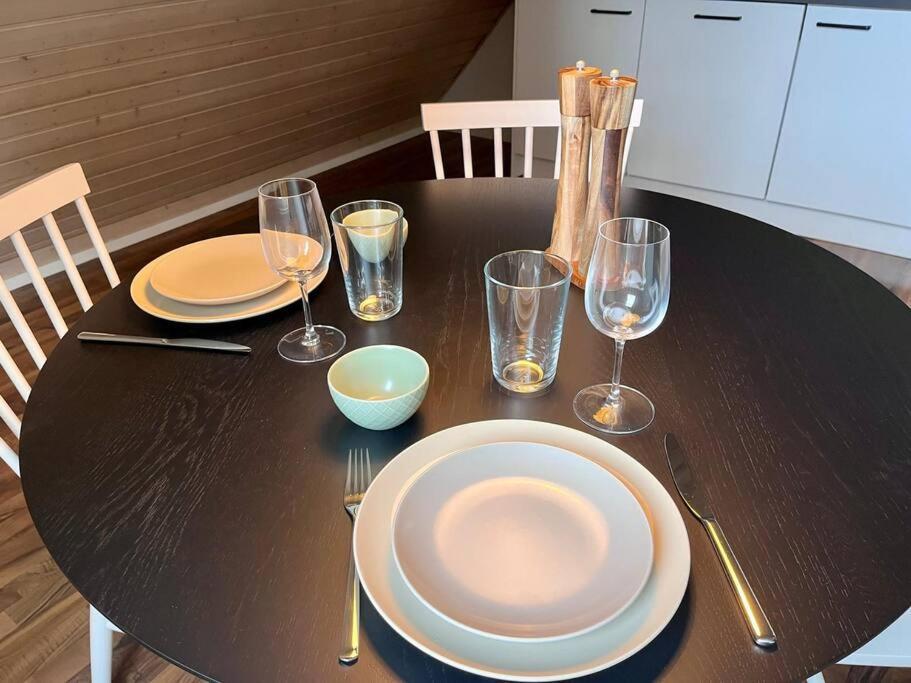 Top Wohnung Mit Parkplatz Paderborn Ngoại thất bức ảnh
